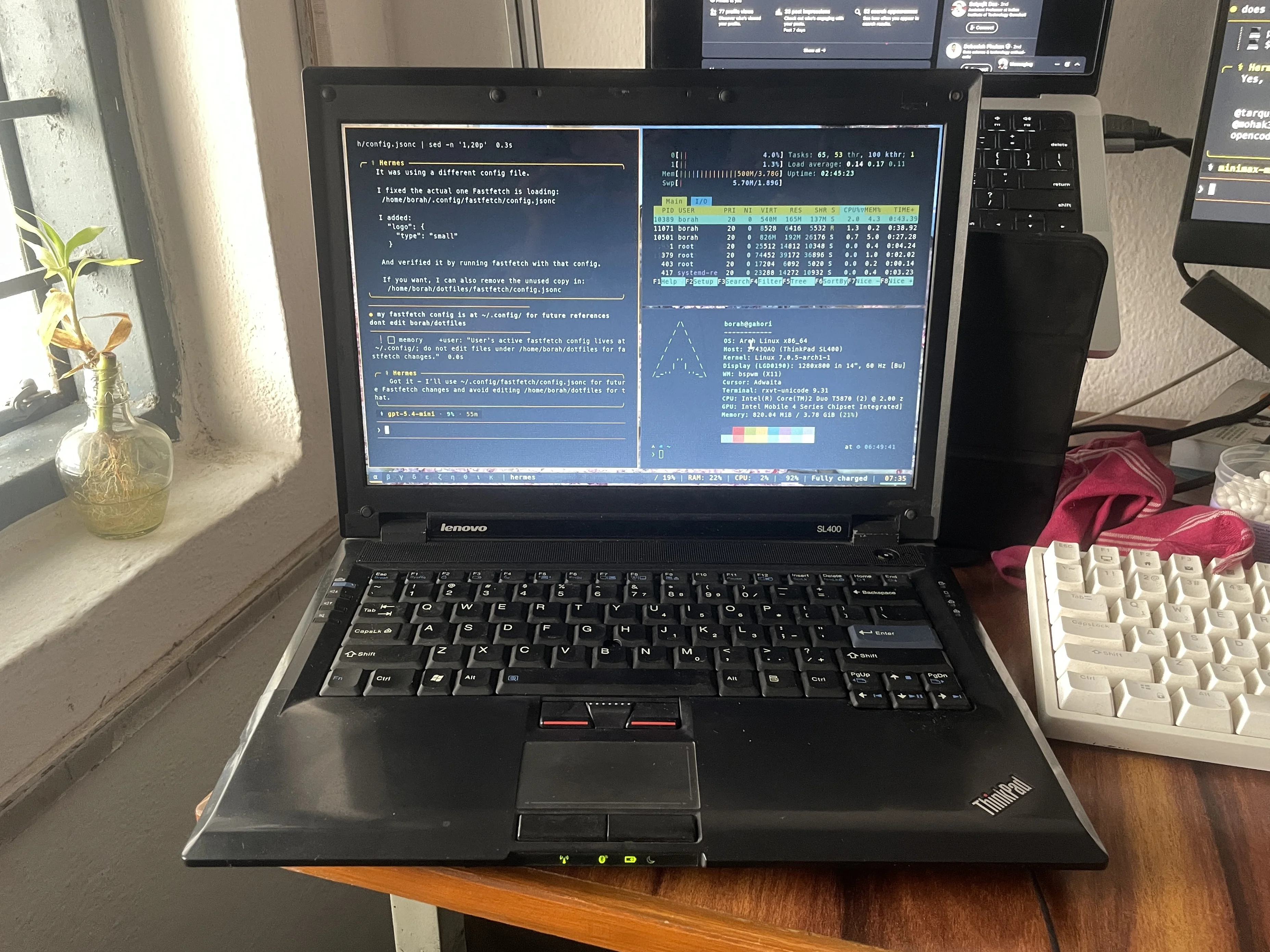 thinkpad SL400 closeup, the machine this whole post is about